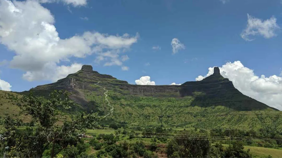 Nashik to Mangi Tungi Distance